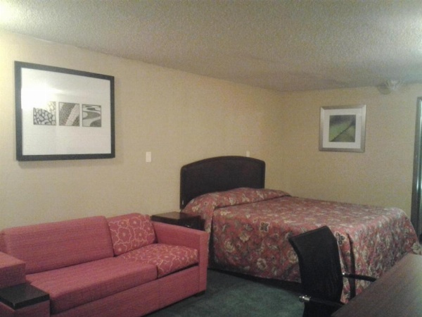 Xenia Country Inn image 10