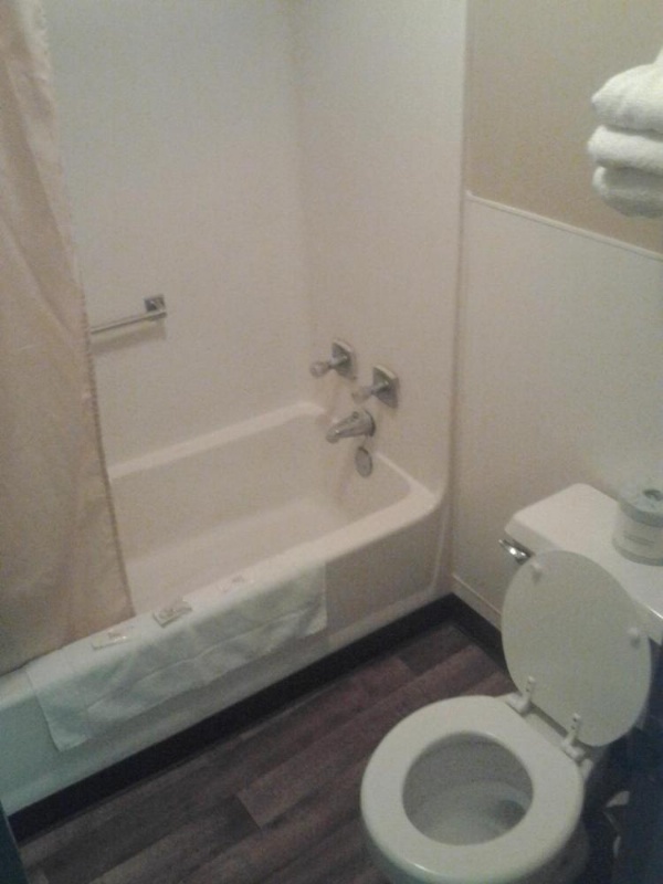 Xenia Country Inn image 7