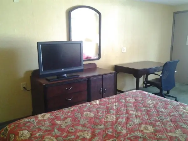 Xenia Country Inn 5